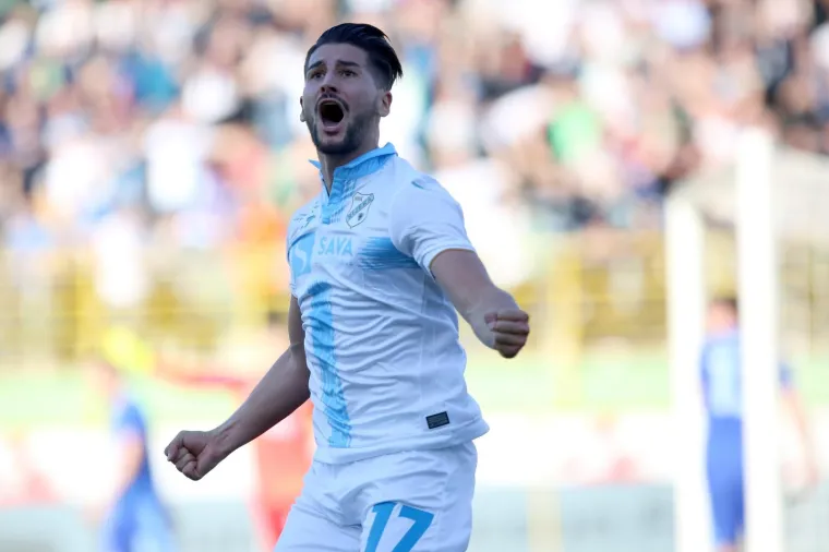 LUDNICA U PULI: Tribine gore, Armada i Boysi napunili Aldo Drosinu do posljednjeg mjesta