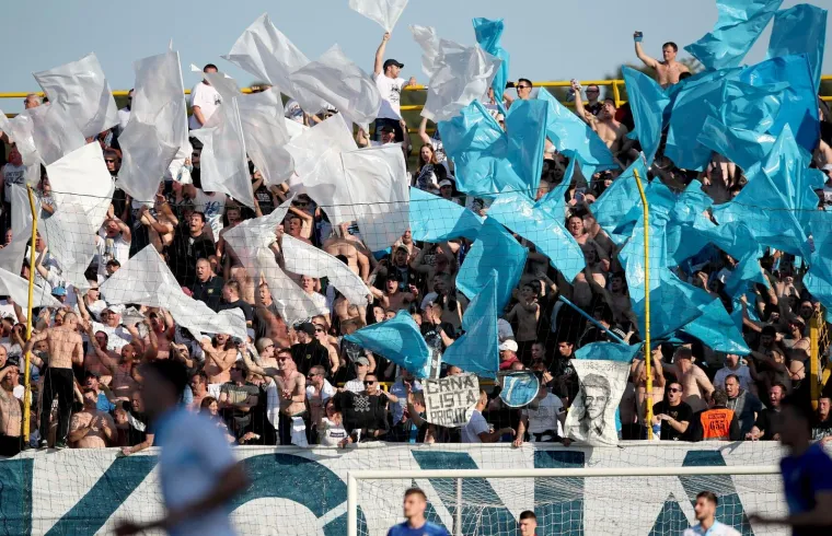 LUDNICA U PULI: Tribine gore, Armada i Boysi napunili Aldo Drosinu do posljednjeg mjesta