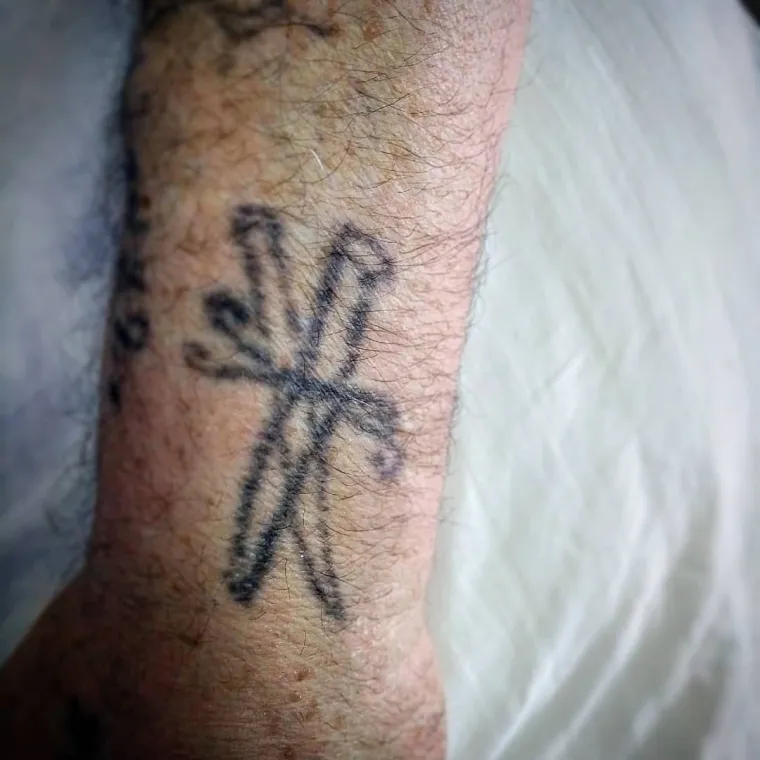 JNA tetovaže, imena djevojaka... Evo kako danas izgledaju plavozelene uspomene iz nekog pro&scaron;log doba