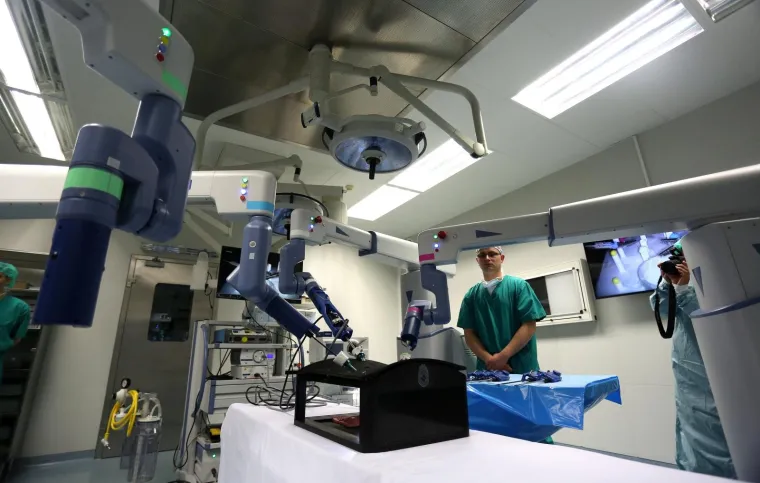 KBC Zagreb: Stigao prvi robotski sustav! Roboti do sada operirali pet pacijenata