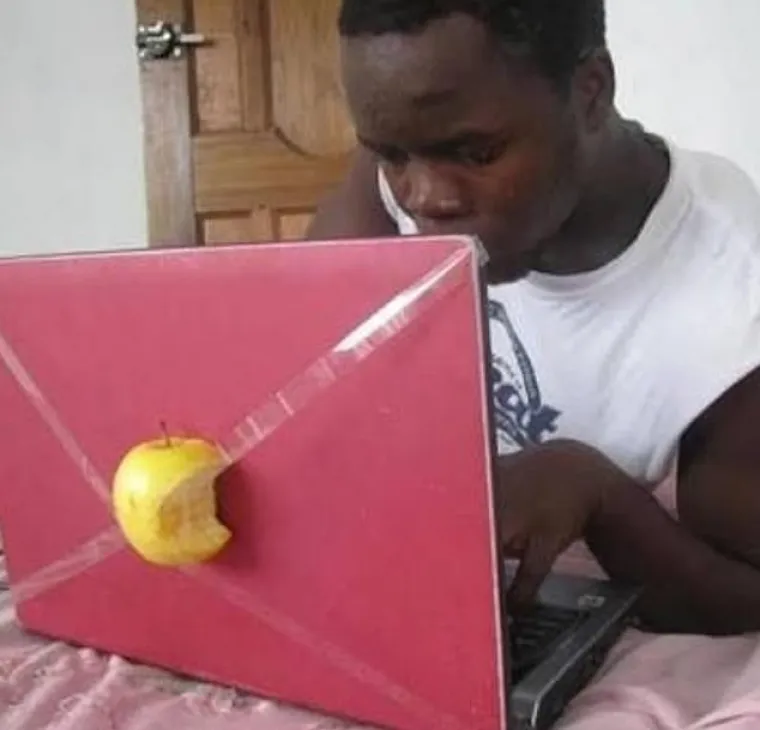 'ANTIBOGATI' KLINCI OKUPIRALI INSTAGRAM: Pod novim hashtagom izruguju se snobizmu tatinih sinova i kćeri