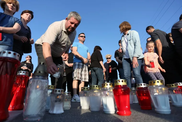 Stanovnici Blata okupili se na mirnom prosvjedu i položili lampa&scaron;e na mjesto nesreće