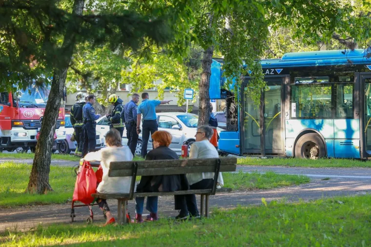 Na Selskoj cesti zapalio se ZET-ov autobus