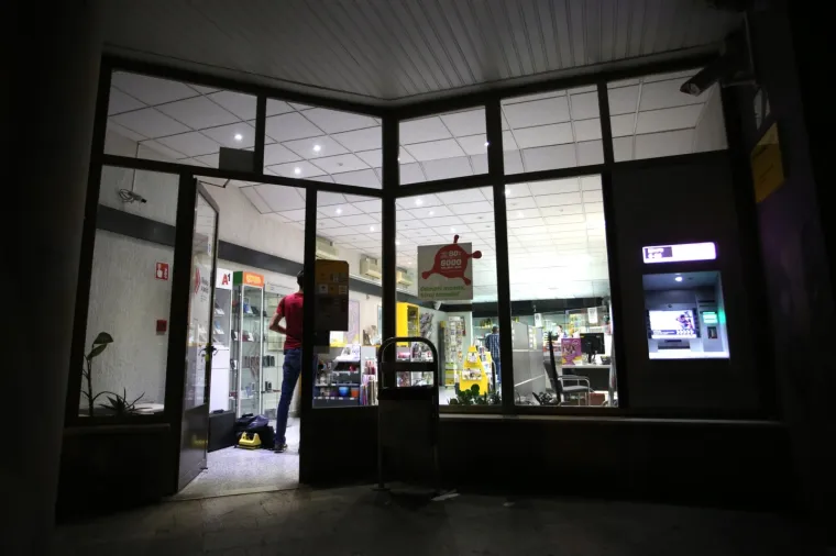 U Splitu opljačkana po&scaron;ta: Naoružani mu&scaron;karac odnio 10 tisuća kuna