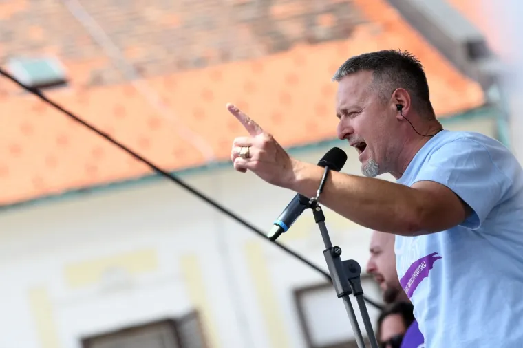 Održan Hod za život u Zagrebu: 'Za&scaron;titimo najugroženiju manjinu u Hrvatskoj &ndash; nerođenu djecu!'