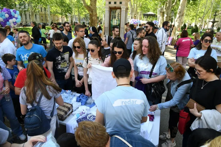 Održan Hod za život u Zagrebu: 'Za&scaron;titimo najugroženiju manjinu u Hrvatskoj &ndash; nerođenu djecu!'