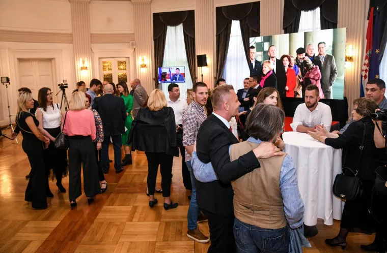 I&scaron;čekivanje rezultata europskih izbora! Evo kakva atmosfera je vladala u stožeru Amsterdamske koalicije