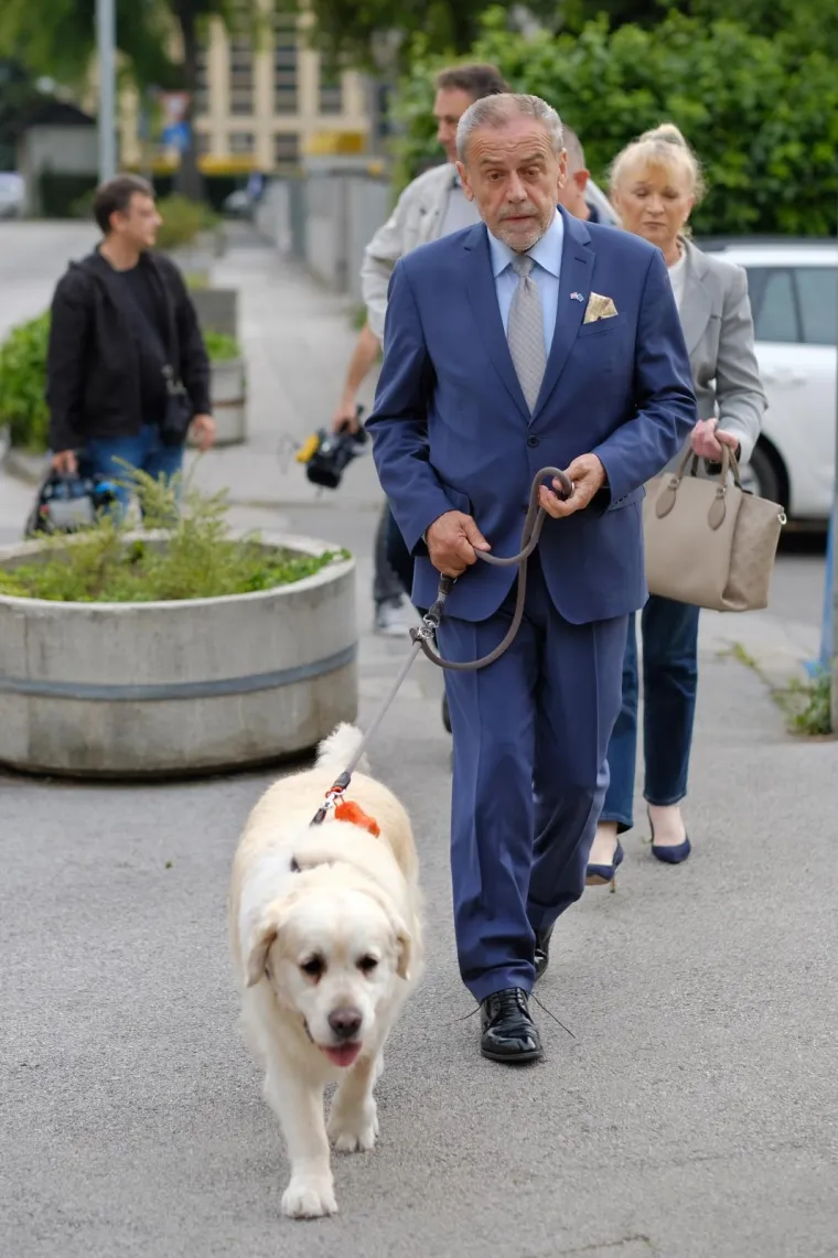 Milana Bandića rijetko viđamo sa samozatajnom suprugom, a imali su i preslatku pratnju