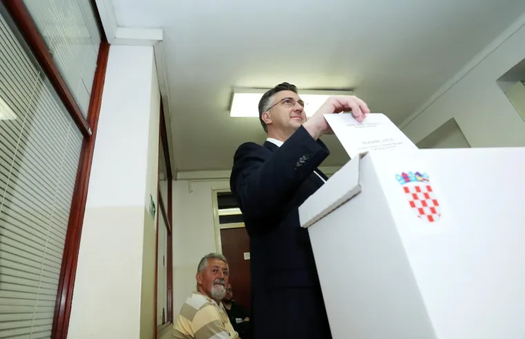 Političari na birali&scaron;tima: 'Važno je da &scaron;to vi&scaron;e građana izađe na izbore'