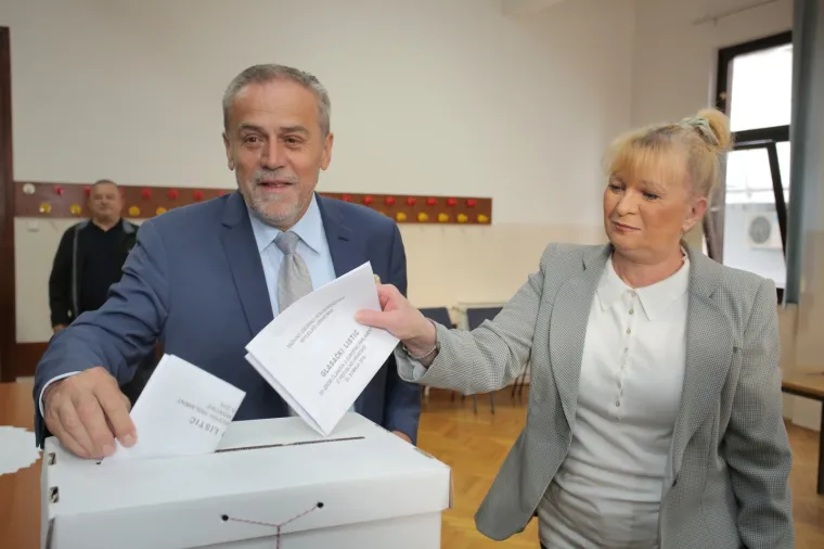 Političari na birali&scaron;tima: 'Važno je da &scaron;to vi&scaron;e građana izađe na izbore'