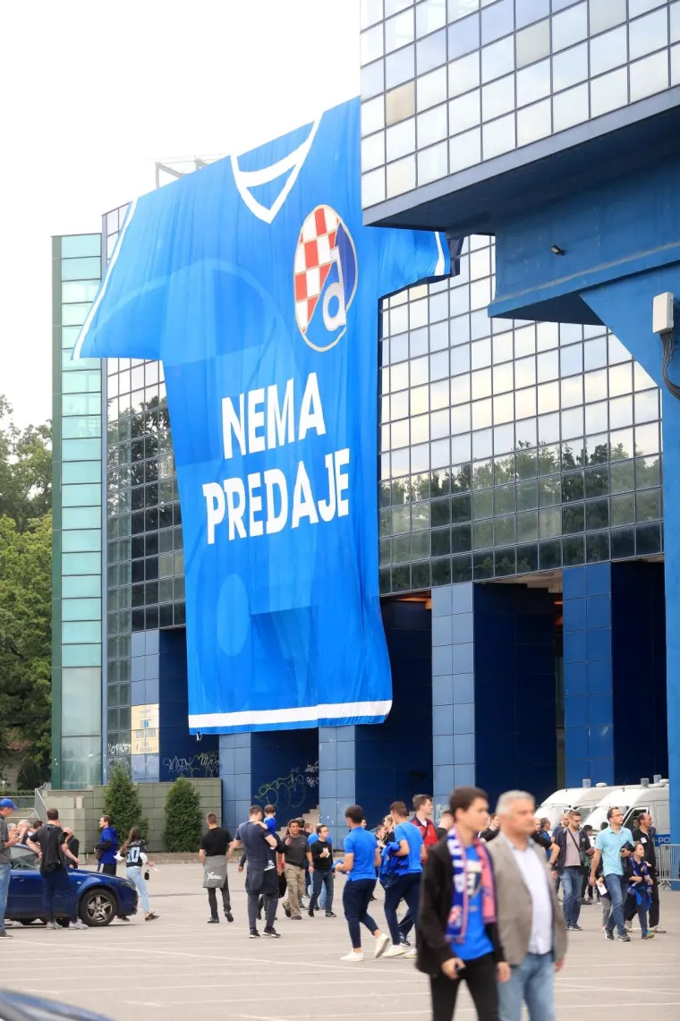 BOYSI RAZVILI BRUTALAN TRANSPARENT: Torcida se od ovog neće dugo oporaviti