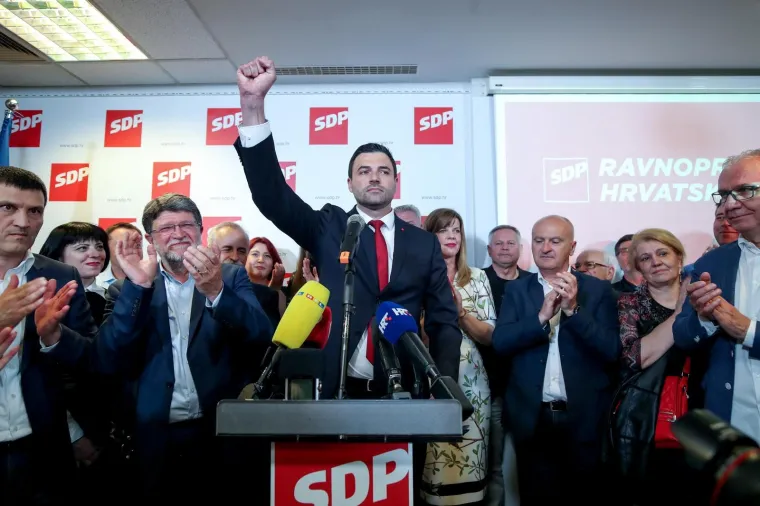 Doček izbornih rezultata u središnjici SDP-a na Iblerovom trgu.