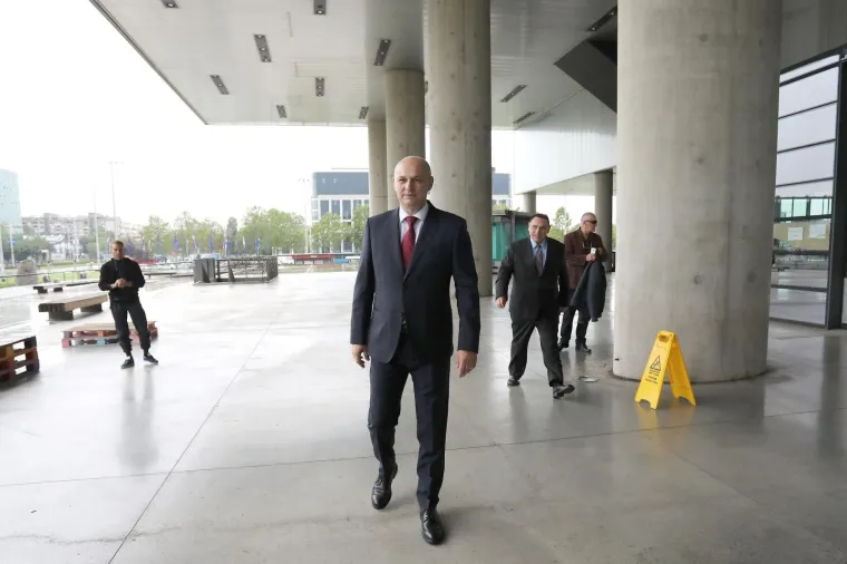 MISLAV KOLAKU&Scaron;IĆ ISPRED MSU-a