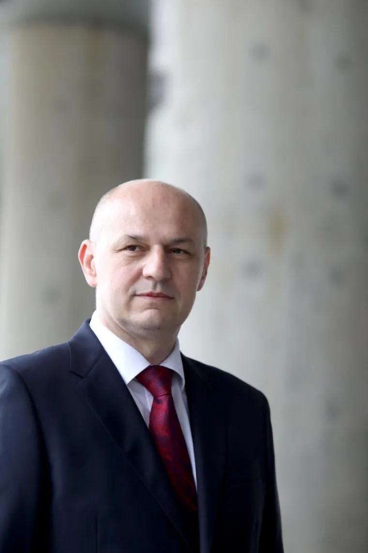 MISLAV KOLAKU&Scaron;IĆ ISPRED MSU-a