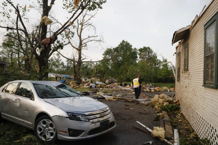 Tornado poharao Ohio: Više od 60.000 domova i tvrtki bez struje, najmanje 35 ljudi ozlijeđeno