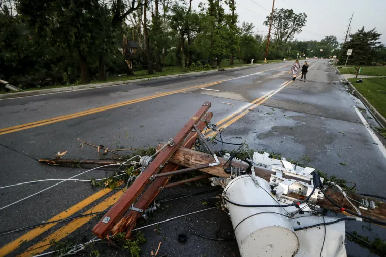 Tornado poharao Ohio: Više od 60.000 domova i tvrtki bez struje, najmanje 35 ljudi ozlijeđeno