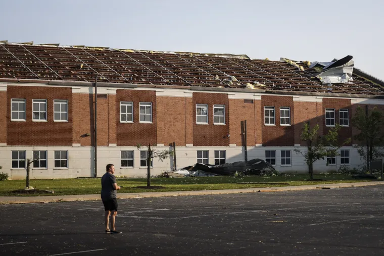 Tornado poharao Ohio: Više od 60.000 domova i tvrtki bez struje, najmanje 35 ljudi ozlijeđeno