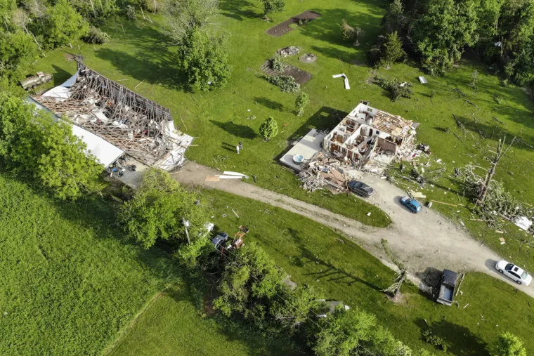 Tornado poharao Ohio: Više od 60.000 domova i tvrtki bez struje, najmanje 35 ljudi ozlijeđeno