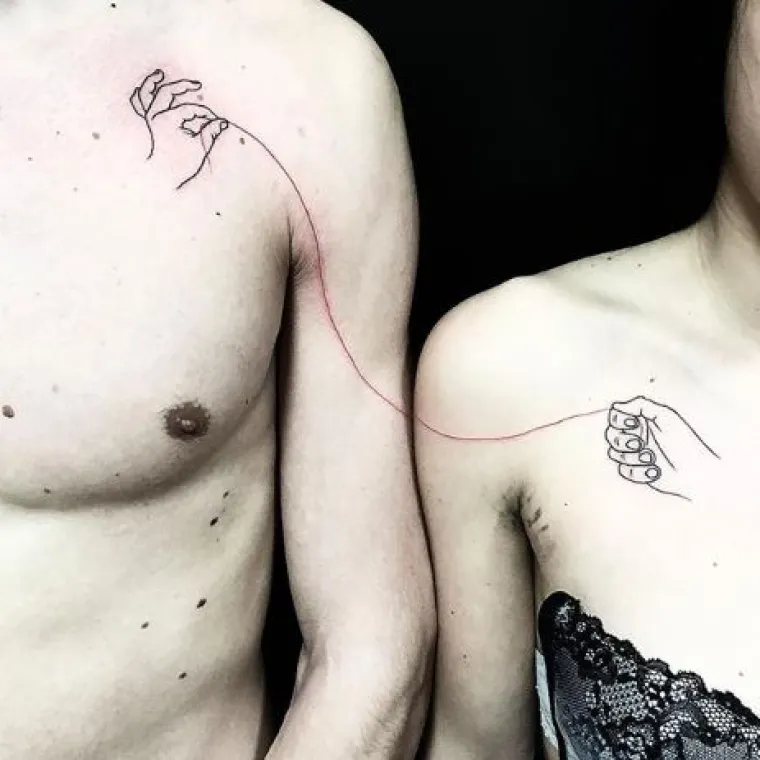 Ako ste bez ideja: 20 fora 'matching' tetovaža za zaljubljene parove