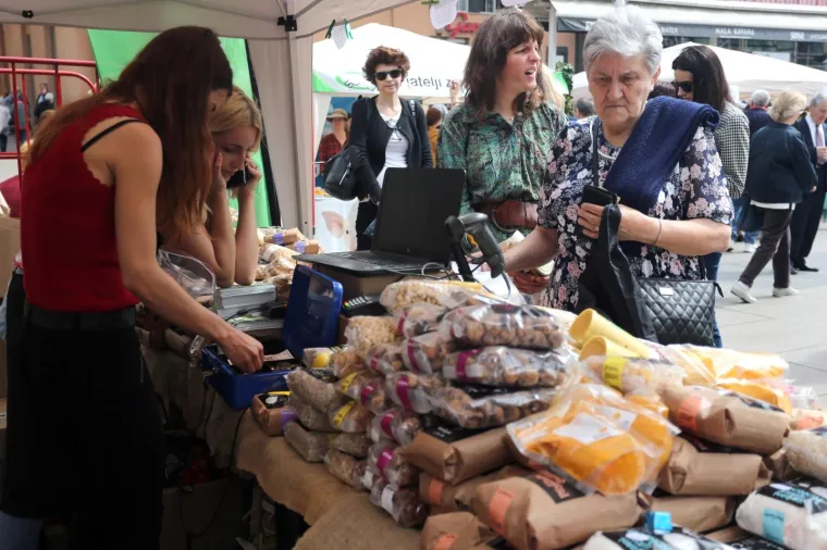 VEGETARIJANSKI SAJAM OTVOREN U SRCU HRVATSKE METROPOLE: Posjetio ga je i Bandić nakon debakla na EU izborima