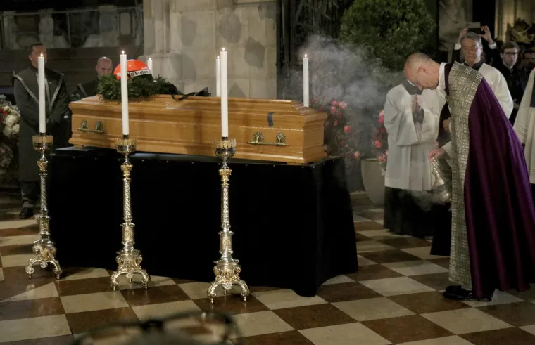 Tisuće se oprostile od Laude: 'Stajao sam sat vremena, ali definitivno je vrijedilo...'