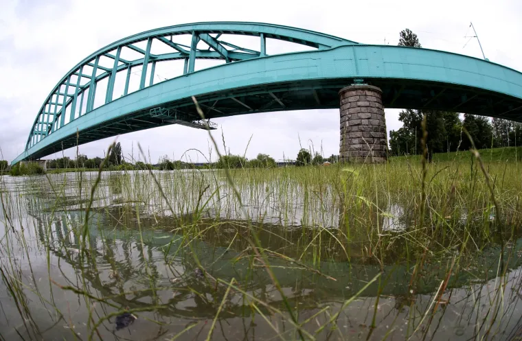Pripremno stanje obrane od poplave! Sava u Zagrebu se izlila iz korita