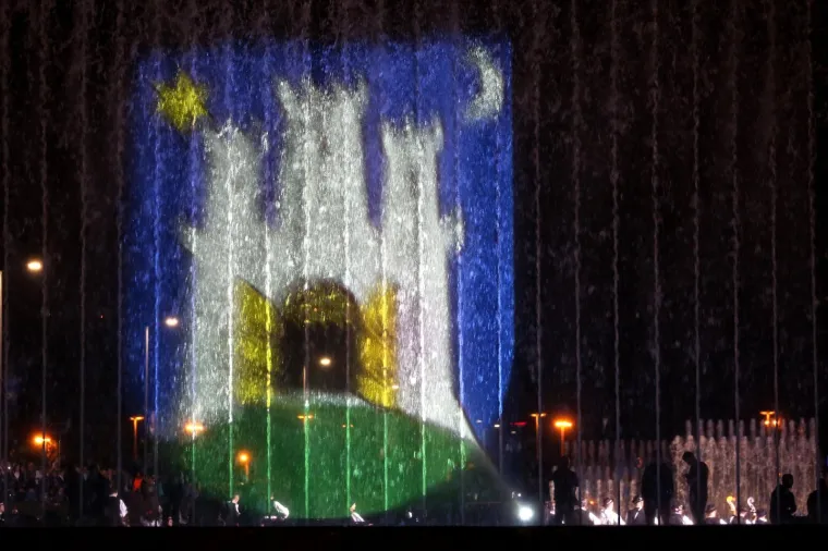 31.05.2019., Zagreb - Koncert Miroslava &Scaron;kore, na fontanama ispred NSK, organiziran povodom 30. obljetnice pjesme Ne dirajte mi ravnicu ali i Dana branitelja grada Zagreba i Dana grada Zagreba,