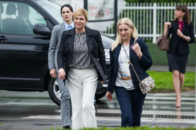 PREDSJEDNICA JE U SIGURNIM RUKAMA: Ova žena budnim oko prati svaki korak Kolinde Grabar Kitarović