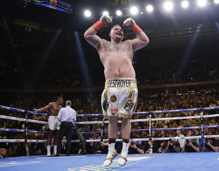 Show kojem se nitko nije nadao! Meksikanac Andy Ruiz nokautirao prvaka Anthonya Joshuu