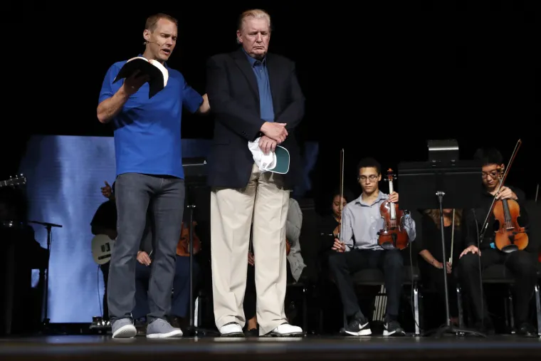 '&Scaron;to si pobogu napravio s kosom?!' Trump ima novu frizuru koja mnogima ba&scaron; nije 'sjela'