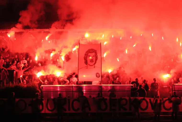 Navijači Hajduka odali počast Jurici Jerkoviću