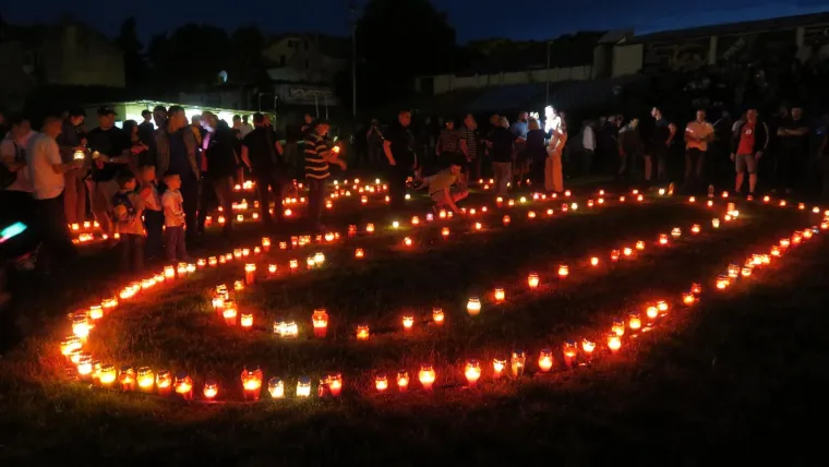 Navijači Hajduka odali počast Jurici Jerkoviću