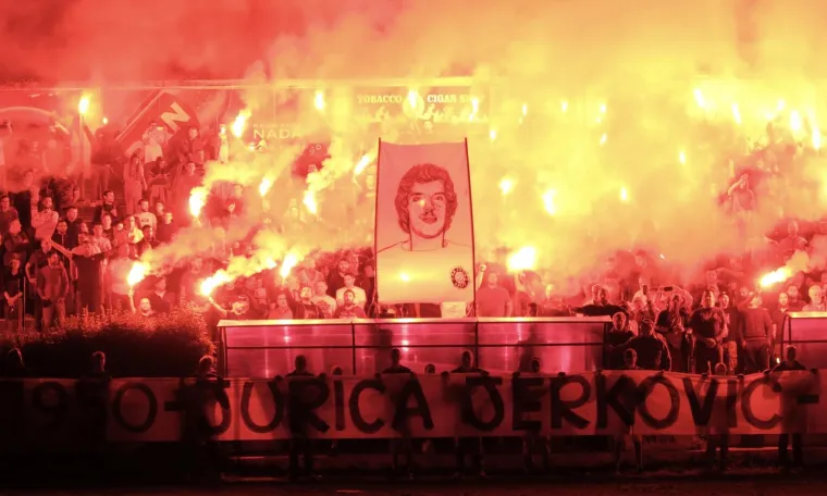 Navijači Hajduka odali počast Jurici Jerkoviću
