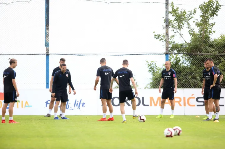 VATRENI DRIL UOČI WALESA: Ni&scaron;ta se ne prepu&scaron;ta slučaju