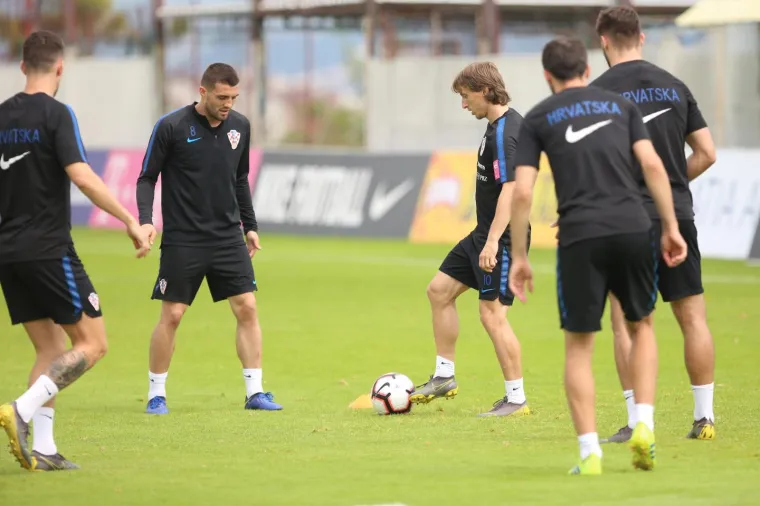 VATRENI DRIL UOČI WALESA: Ni&scaron;ta se ne prepu&scaron;ta slučaju