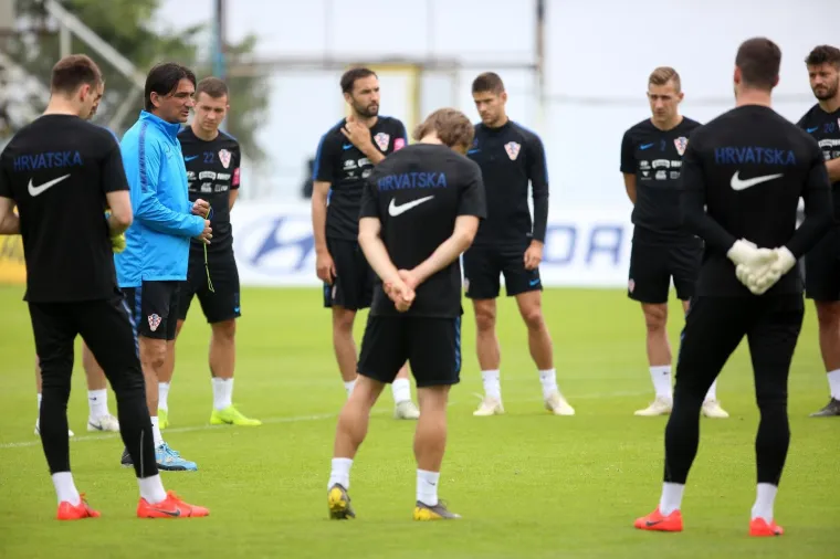 Hrvatska spremna za Wales! Na trening stigli najbolji nogometa&scaron; svijeta i prvak Europe