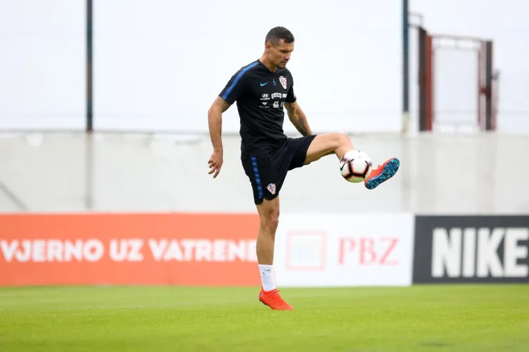 Hrvatska spremna za Wales! Na trening stigli najbolji nogometa&scaron; svijeta i prvak Europe