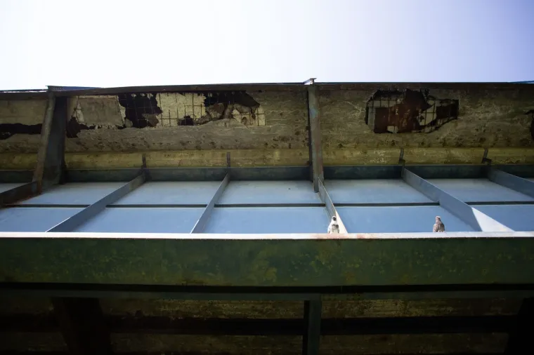 Propao nogostup u Zagrebu! Rupa je 'sanirana', ali pogledajte kako izgleda podnožje mosta