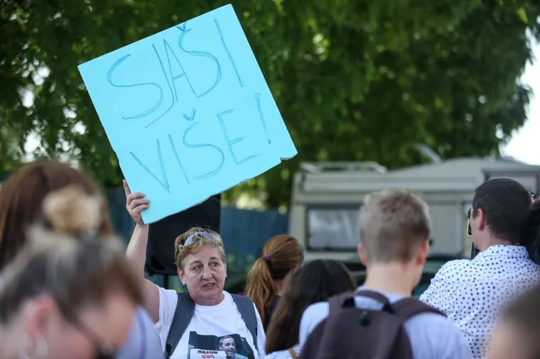 Gnjevni prosvjednici na hipodromu poručili Bandiću: 'Ja&scaron;e&scaron; po Zagrebu 19 godina, sja&scaron;i vi&scaron;e!'