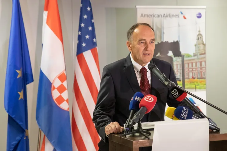 Povijesni let! American Airlines na liniji Philadelphia - Dubrovnik sletio nakon 28 godina