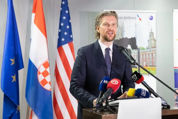 Povijesni let! American Airlines na liniji Philadelphia - Dubrovnik sletio nakon 28 godina