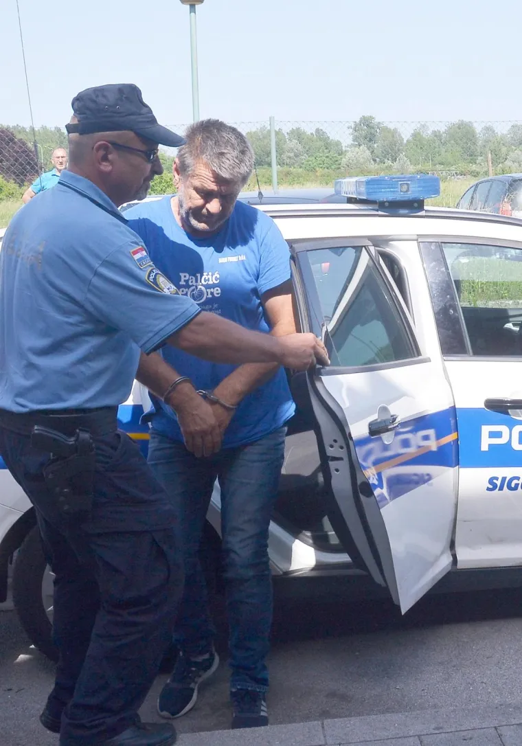 Vozač kamiona koji je skrivio tragediju kod Novske priveden u Županijsko državno odvjetni&scaron;tvo