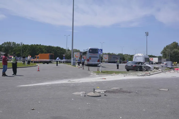 Vozač kamiona koji je skrivio tragediju kod Novske priveden u Županijsko državno odvjetni&scaron;tvo