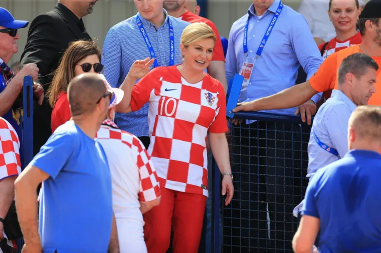 KOLINDA PRATILA VRUĆU UTAKMICU VATRENIH U GRADSKOM VRTU: I Šuker je bio na tribinama