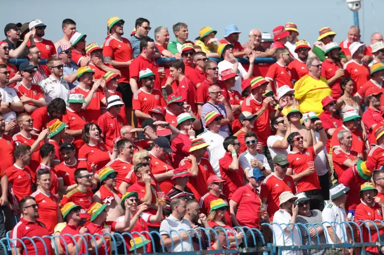 ROVOVSKA BITKA NA +30: Kapetan u klinču sa suparničkim igračem