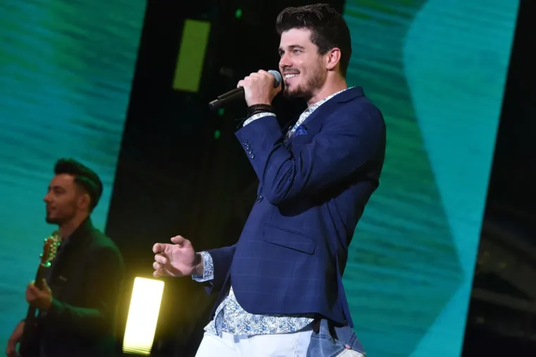 GOLIŠAVE PJEVAČICE ZAPALILE VODICE: Tko je igrao na glas, a tko na seksepil? 'Vagina haljina' pomela konkurenciju