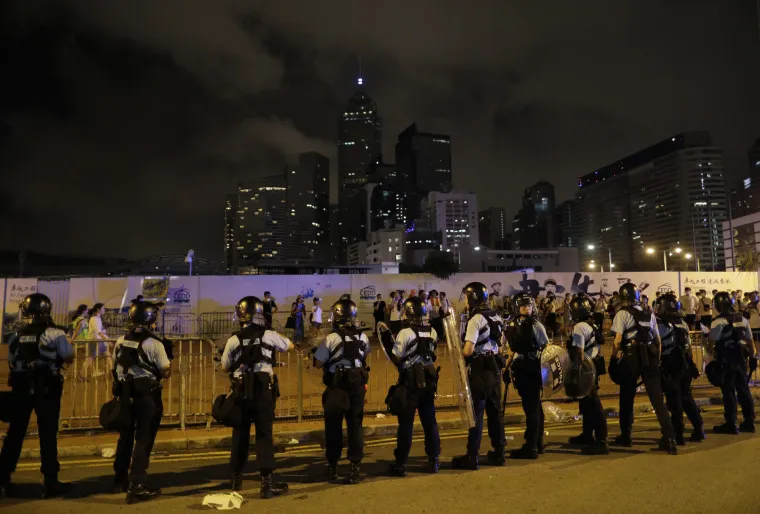 Najveći prosvjed u Hong Kongu zavr&scaron;io sukobom policije i studenata