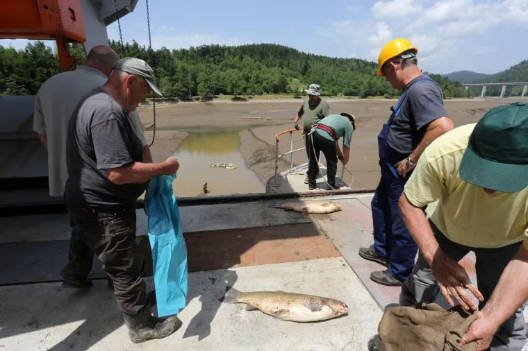 Apokaliptične scene: Najpoznatiji turistički adut Fužina izgleda neprepoznatljivo!