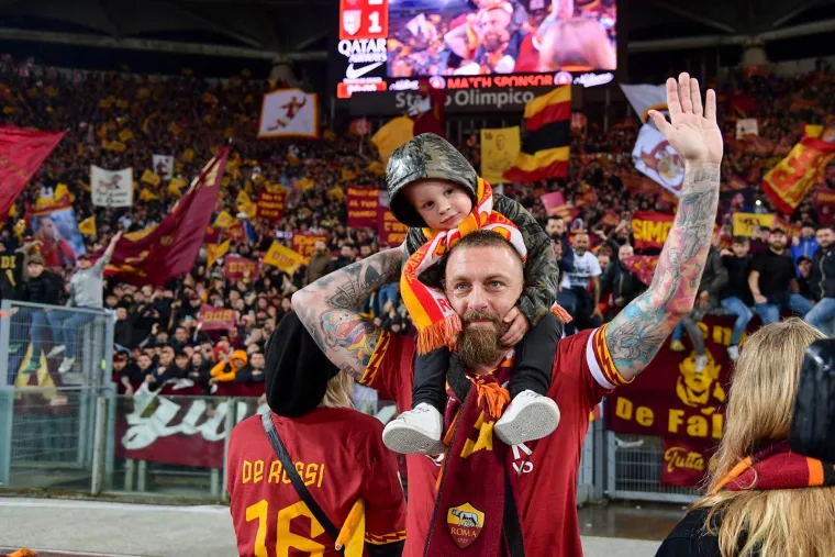 Forbes je objavio listu najbogatijih nogometnih klubova na svijetu, zaključno s krajem svibnja ove godine. Ponovno su na vrhu španjolski velikani, a listom dominiraju engleske momčadi. Ali, zanimljivo je da se PSG ne nalazi među prvih deset, već je u "drugom razredu" klubova, koji se nalaze na pozicija od 11. prema 20.