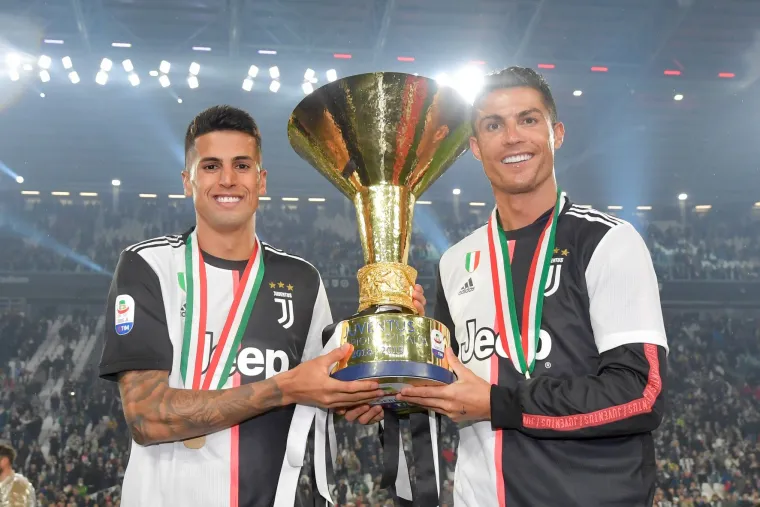 Forbes je objavio listu najbogatijih nogometnih klubova na svijetu, zaključno s krajem svibnja ove godine. Ponovno su na vrhu španjolski velikani, a listom dominiraju engleske momčadi. Ali, zanimljivo je da se PSG ne nalazi među prvih deset, već je u "drugom razredu" klubova, koji se nalaze na pozicija od 11. prema 20.